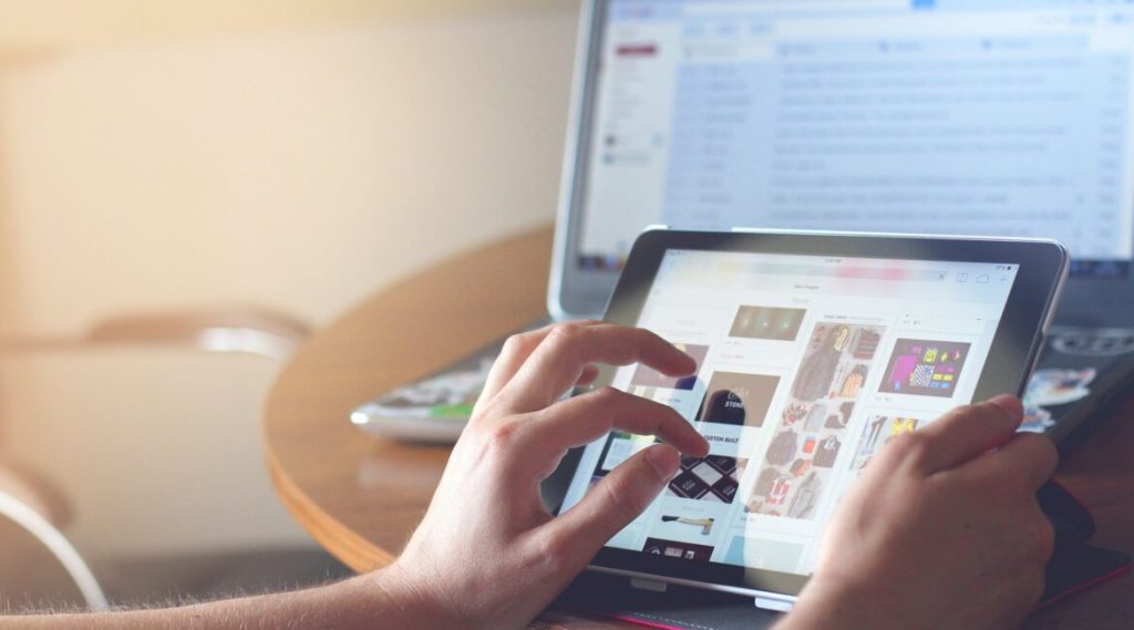 user experience, e-commerce, e-commerce app development, UX design, e-commerce development, e-commerce app, user experience and user interface, User-friendly navigation, e-commerce platform, UI, UX, user experience, UI and UX, design, UI/UX design