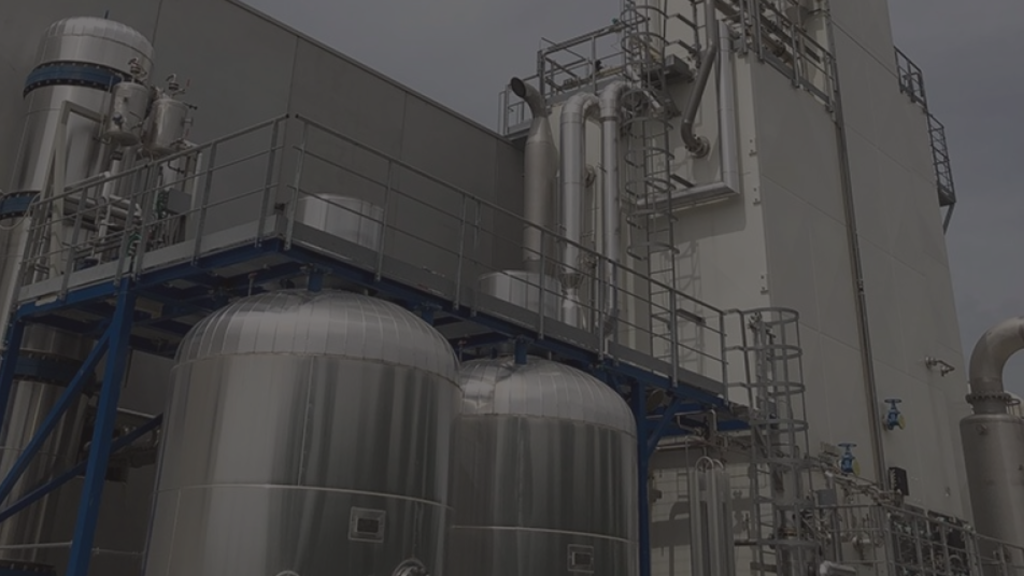 InStandart was engaged by an engineering, procurement, and construction (EPC) contractor to develop a custom 3D model review tool that would streamline multi-disciplinary coordination during the design and construction of a large gas processing facility